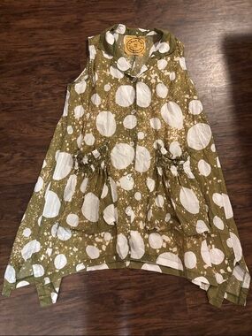 A Rare Bird Sleeveless Olive Green Tunic with White Polka Dot Print